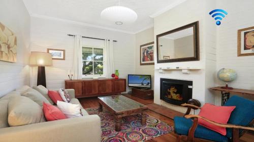 Poppy Cottage