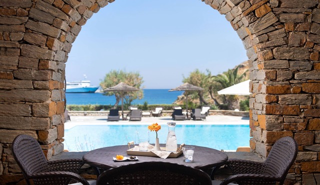 Porto Kea Suites