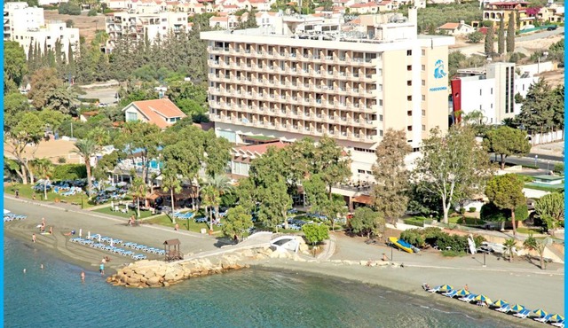 Poseidonia Beach Hotel