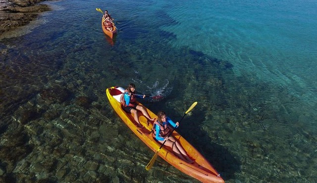 Postira Group Kayaking Tour