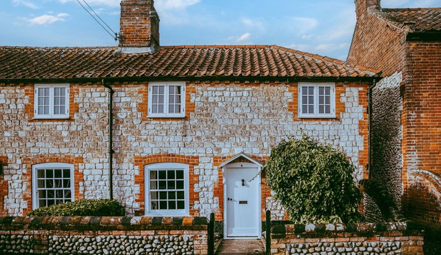 Postmill Cottage - Two Bedroom House, Sleeps 4