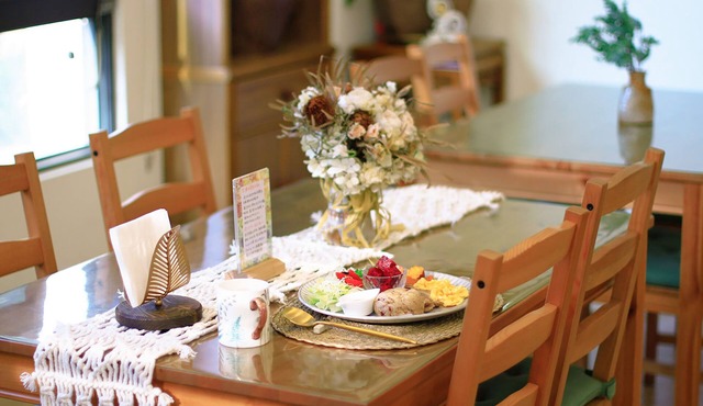 Pottery Flower B&B