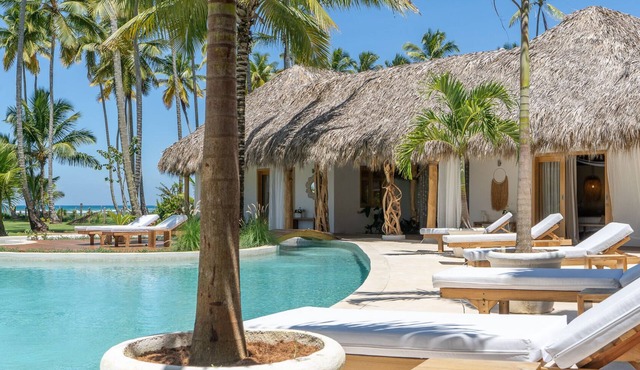 Poupone: unique beachfront villa Las Terrenas