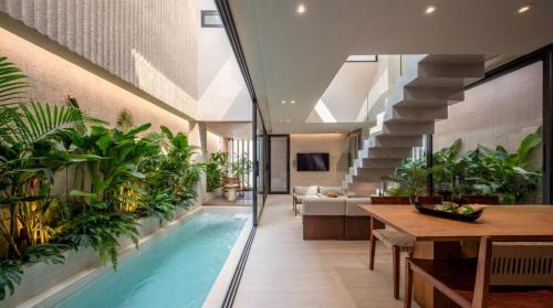 POV Pool Villas