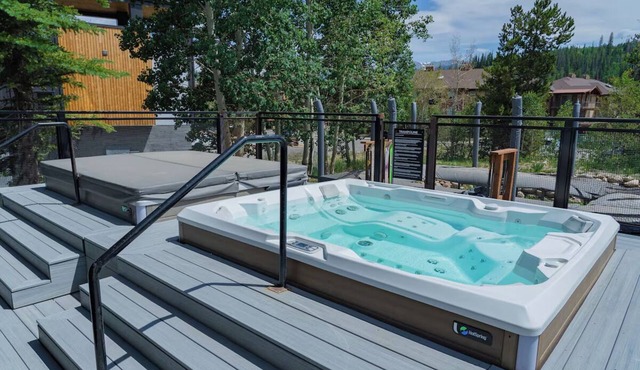 Powder Hound, Gravity Haus Winter Park, Ideal Skier’s Retreat, Gym Access