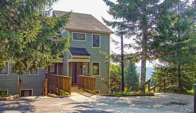 Powderidge 4 -Slope Side, Spacious 2 Br Condo