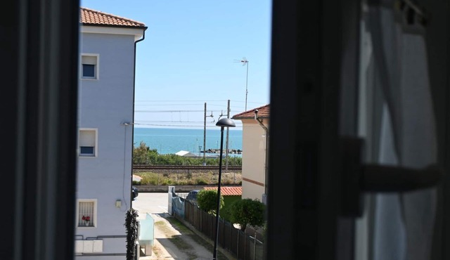 PP09 - Porto Potenza, three-room apartment 100 meters from the sea