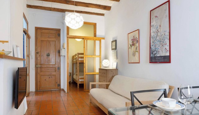 Practical holiday apartment in the Gracia barrio, Barcelona