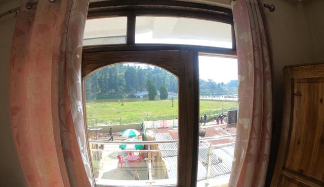 Pradhan hotel