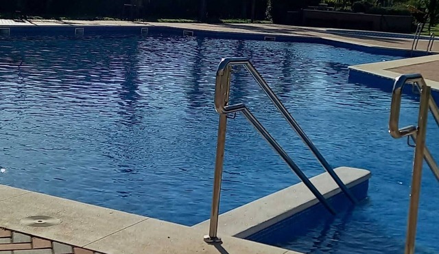 Prado Golf Apartment with shared swimming pool