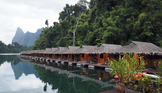 PraiwanRaftHouse