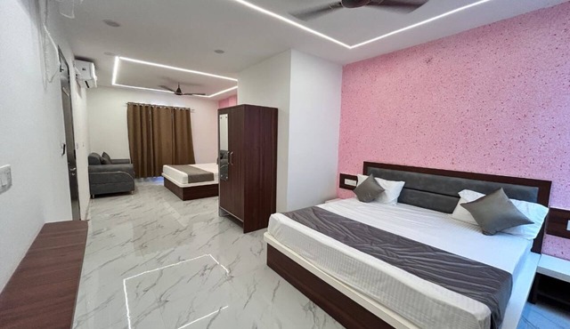 Pratibha Hotel and Restaurant