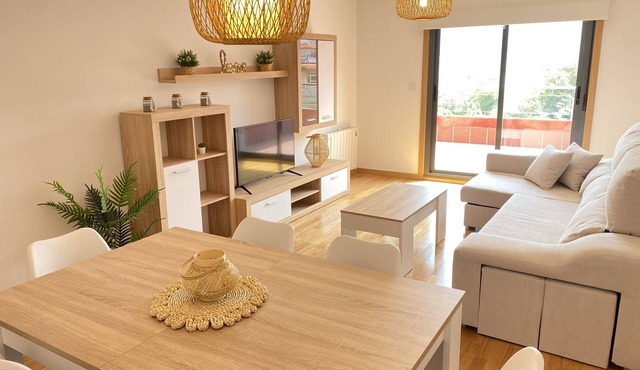 PreaMar Spacious apartment with sunny terrace and open views