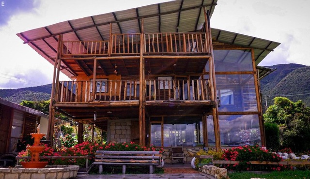 Preciosa Cabaña en las Montañas con Salón de Juegos. Lncluye Desayuno!