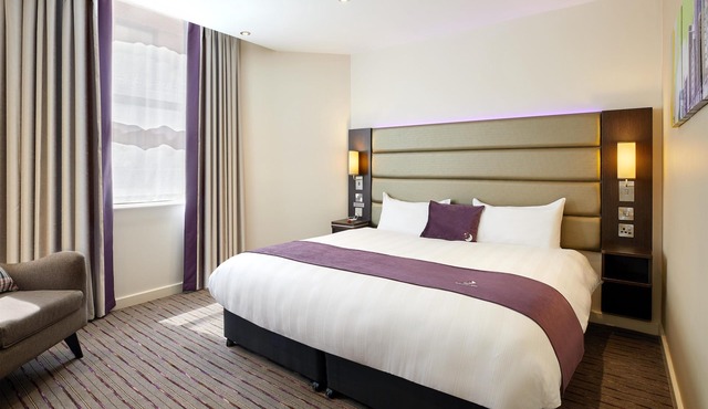 Premier Inn Colchester - A12