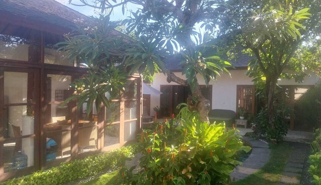 Premier Location with Peace and Privacy 3 Min Walk to Beach and Icon Mall