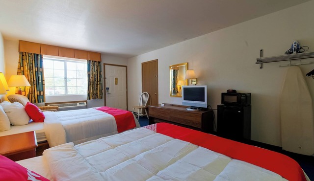 Premium 2 Double Queen with Balcony in Eureka Springs Area.