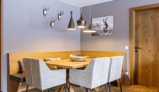 Premium apartment with 2 bedrooms & garden