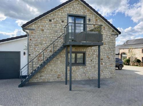 Premium Couples Lodge with jacuzzi