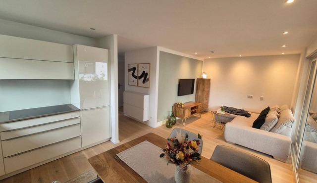 Premium Lake Constance Base Apartment – Modern, Cozy & Well-Maintained