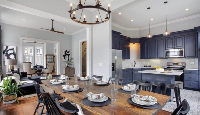 Premium Home | Victorian District