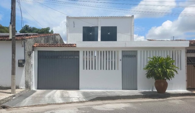 Premium Master & Standard Suites in Spacious House