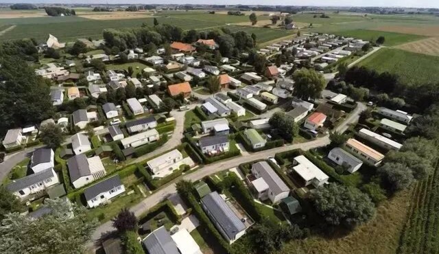 PREMIUM Mobile Home: 3 bedrooms – 2 bathrooms – 36 and 40 m² – 0 to 10 years old – Sleeps 6