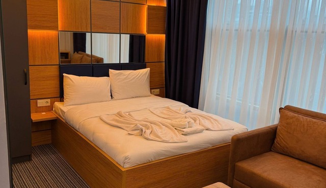 Premium Palace