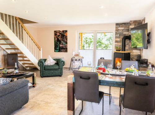 Premium-Plus-Ferienhaus Thiazi
