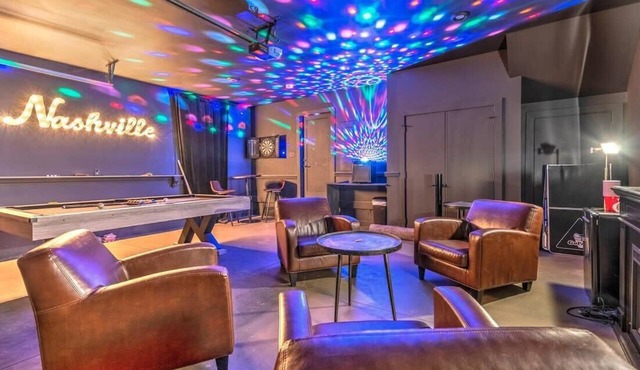 Premium Property 13 Beds Karaoke Pool Table