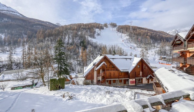 Prestigious Apartment Pied de piste Luc Alphand 80 M2 Serre Chevalier