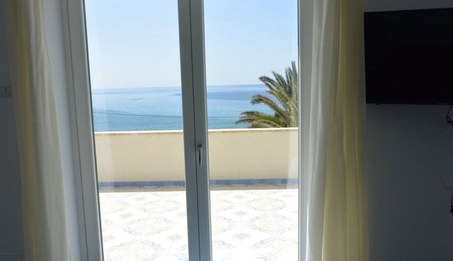 Prestigious villa on the sea of ​​Ogliastro Castellabate 6 beds