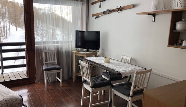 . PRETTY STUDIO IN CERVINIA WITH WIFI