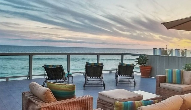 PRICELESS OCEANFRONT MALIBU RD SPECTACULAR GETAWAY QUIET LOCATION AWAY FROM PCH