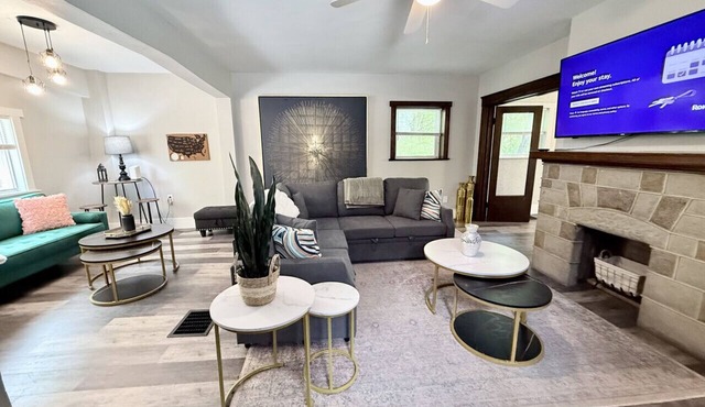 Prime location 3 bed 1.5 bath