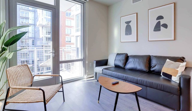 Prime Location Apt W Gym