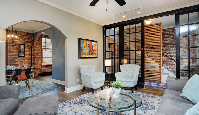 Prime Location Fire Pit Private, Landscaped Backyard