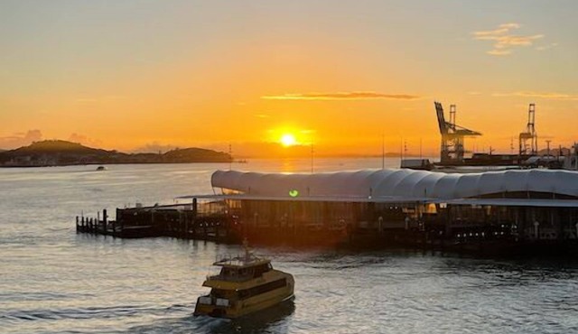 Princes Wharf - Couple luxury