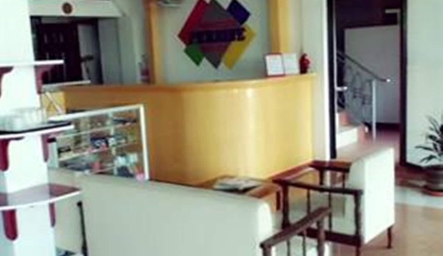 Princess Perrine Suites