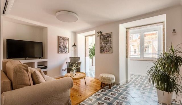Principe Real Hideaway by Praça das Flores by NestAtLisbon