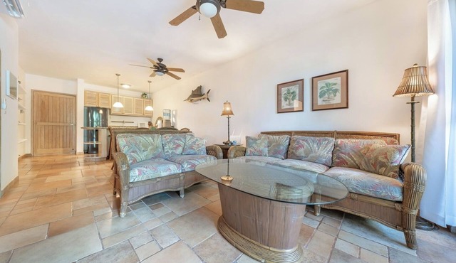 Pristine and Clean, Deluxe Ground Floor Condo #5 at Nautibeach
