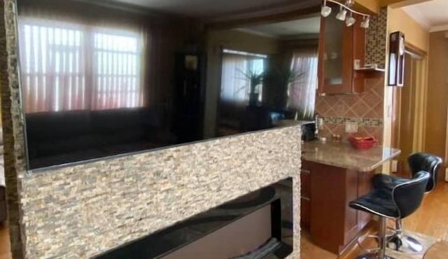 Pristine & Luxury 3 Bed and Breakfast JFK NYC