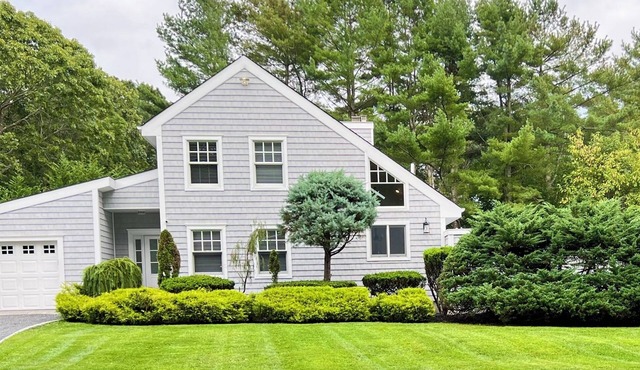 Pristine Remsenburg Retreat to Play & Work All Summer Long