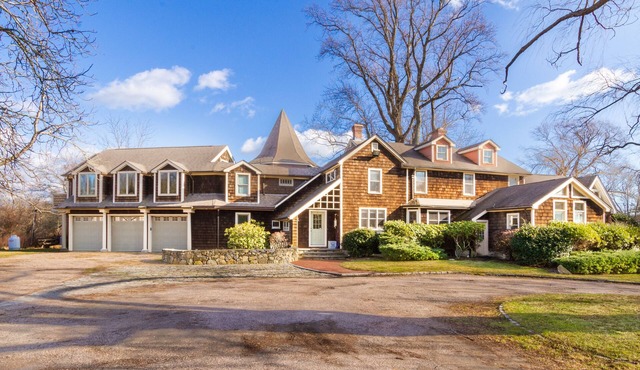 Privacy Abound with this Custom Sprawling Home on 6+ Acres - Central Air, Game Room and Beach Passes