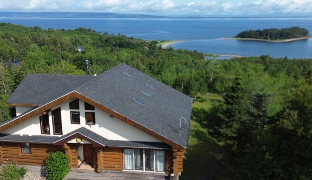 Privacy @ Bras d’Or Lakes Sun House Chalet