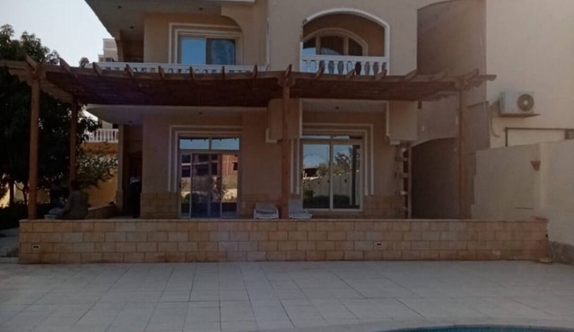 Privat villa whit pool, quiet area