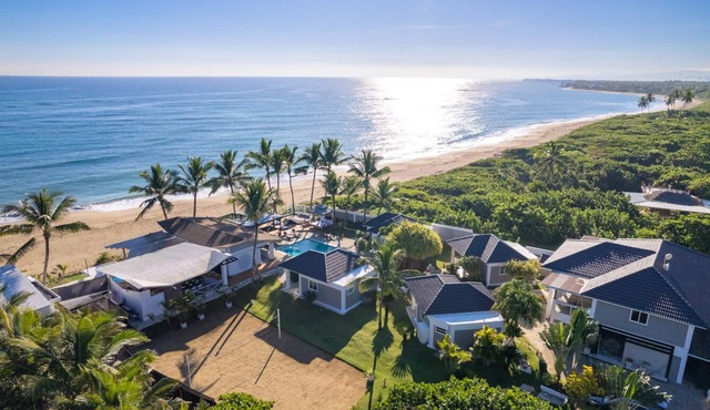 Private 14BR Beachfront Resort - Sleeps 30 - Chef - Weddings Retreats