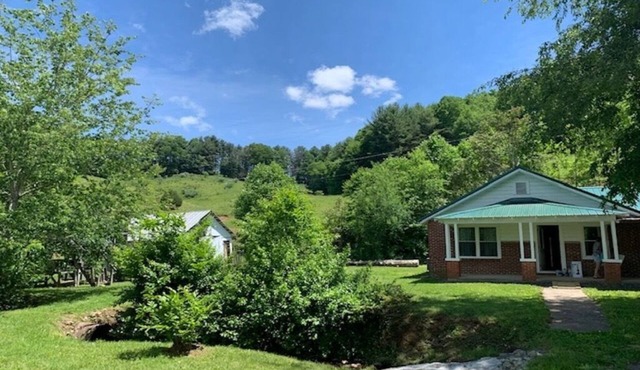 Private 16-Acre Escape w/Creek Peaceful & Quiet Fire Pit, Hiking & Lake