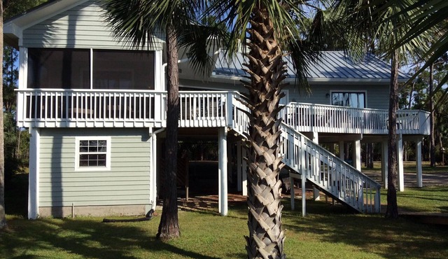 Private 2.5 acre bayfront. KAYAK LAUNCH + boat slip. JAN + FEB 2027 available