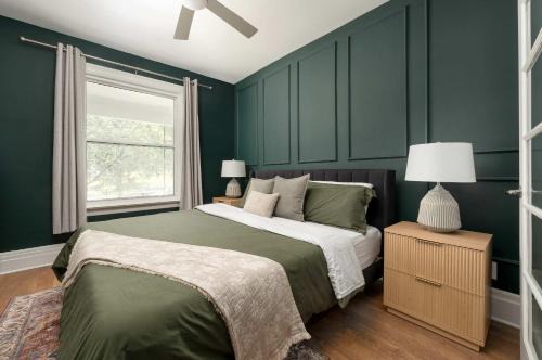 Private 2 Storey Home with 3BR-2BA by Queen West